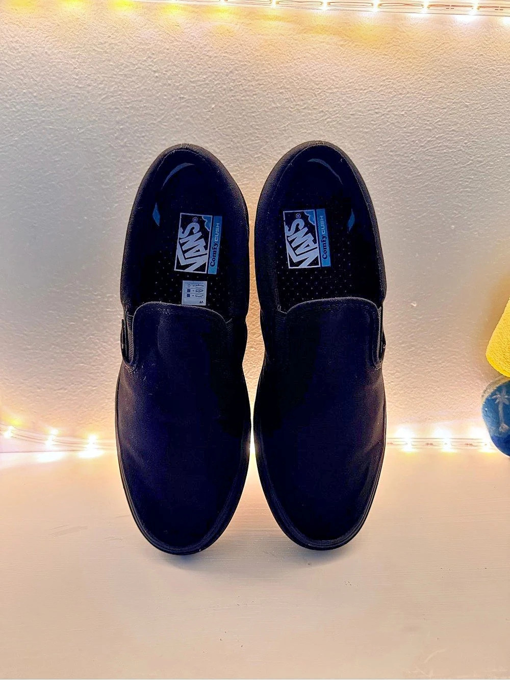 Vans ComfyCush Slip-On (Black/Black) Sneakers US 9.0 / 10.5